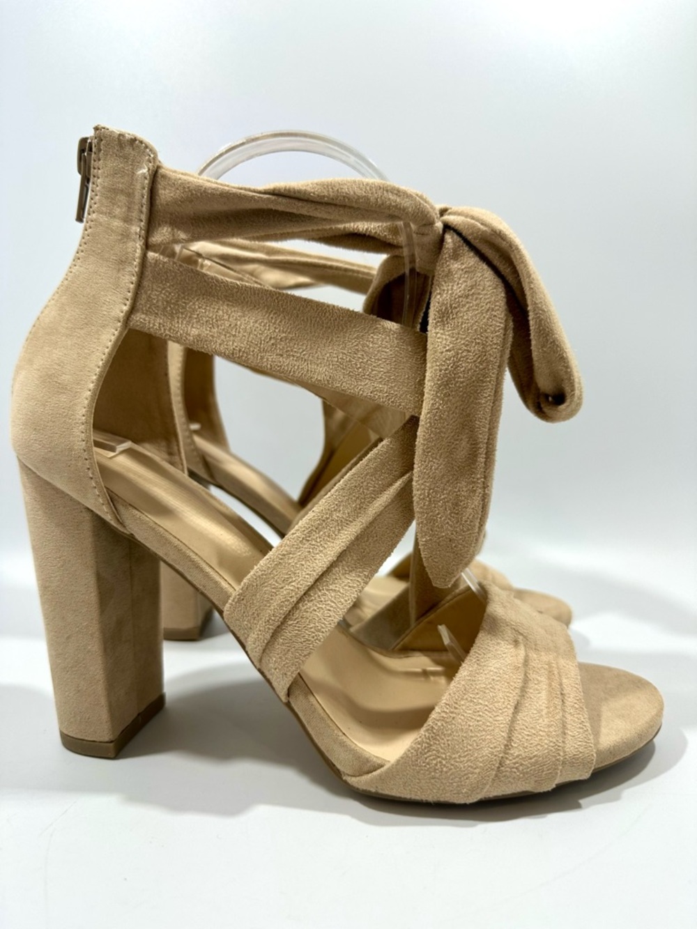 Wild Diva Natural Block Heel Sandals with Ankle Tie 8 New - Picture 3 of 9